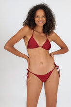 Laad de afbeelding in de Gallery-viewer, Model Front: Rio De Sol Bottom Bottom Shimmer-Divino Ibiza-Rope