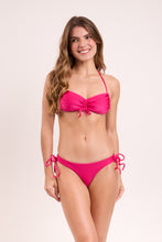 Laad de afbeelding in de Gallery-viewer, Model Front: Rio De Sol Bottom Bottom Shimmer-Olinda Angel