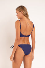 Laad de afbeelding in de Gallery-viewer, Model Back: Rio De Sol Bottom Bottom Touch-Marinho Ibiza-Comfy