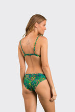 Laad de afbeelding in de Gallery-viewer, Model Back: Rio De Sol Bottom Bottom Wilds Essential-Comfy