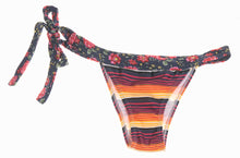 Laad de afbeelding in de Gallery-viewer, Product Front: Rio De Sol Bottom Calcinha Barramares