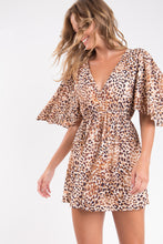 Laad de afbeelding in de Gallery-viewer, Image 05: Rio De Sol Mini Dress Leopard Mini Dress