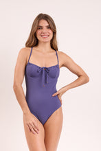 Laad de afbeelding in de Gallery-viewer, Model Front: Rio De Sol One-Piece Mtx-Netuno Julia