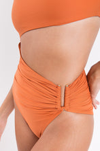 Laad de afbeelding in de Gallery-viewer, Image 06: Rio De Sol One-Piece Ocre Zadar-Op