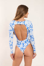 Laad de afbeelding in de Gallery-viewer, Model Back: Rio De Sol One-Piece Pua-Pacifica Surf