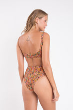 Laad de afbeelding in de Gallery-viewer, Model Back: Rio De Sol Set Set Bouquet Bliss Hotpants