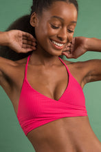 Laad de afbeelding in de Gallery-viewer, Image 12: Rio De Sol Set Set Dots-Virtual-Pink Kate Madrid