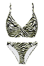 Laad de afbeelding in de Gallery-viewer, Product Front: Rio De Sol Set Set Wild-Black Tri-Tank Comfy