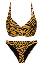 Laad de afbeelding in de Gallery-viewer, Product Front: Rio De Sol Set Set Wild-Orange Tri-Tank Comfy