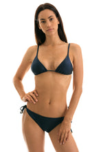 Laad de afbeelding in de Gallery-viewer, Model Front: Rio De Sol Set Shark Inv Comfort