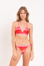 Laad de afbeelding in de Gallery-viewer, Model Front: Rio De Sol Top Top Cher Tri-Cos
