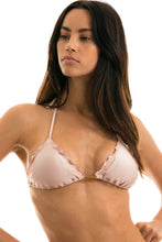 Laad de afbeelding in de Gallery-viewer, Gallery: Rio De Sol Top Top Essence Frufru