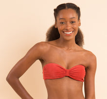 Laad de afbeelding in de Gallery-viewer, Image 09: Rio De Sol Top Top Malibu-Chili Bandeau-Duo