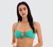 Laad de afbeelding in de Gallery-viewer, Model Front: Rio De Sol Top Top Opal Mila