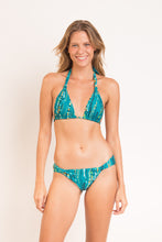 Laad de afbeelding in de Gallery-viewer, Model Front: Rio De Sol Top Top Rain Mel