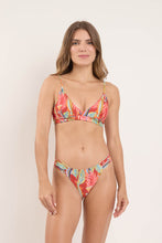 Laad de afbeelding in de Gallery-viewer, Model Front: Rio De Sol Top Top Sea-Bloom Paola