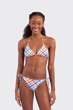 Laad de afbeelding in de Gallery-viewer, Model Front: Rio De Sol Top Top Square Frufru