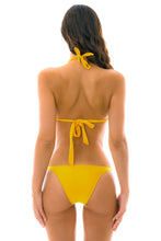 Laad de afbeelding in de Gallery-viewer, Model Back: Rio De Sol Top Top Tempero Cortinao
