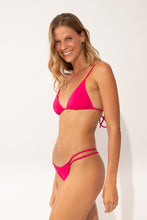 Laad de afbeelding in de Gallery-viewer, Image 03: Wednesday In Hawaii By Rio De Sol Set Set Guava Ana Isla