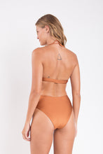 Laad de afbeelding in de Gallery-viewer, Model Back: Rio De Sol Top Top Nocciola Mila
