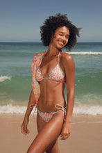 Laad de afbeelding in de Gallery-viewer, Image 06: Rio De Sol Top Top Ditsy-Sky Frufru
