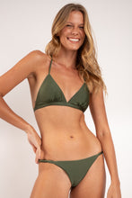 Laad de afbeelding in de Gallery-viewer, Image 07: Rio De Sol Set Set Shimmer-Croco Tri-Fixo-Noa Cheeky-Noa
