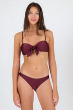 Laad de afbeelding in de Gallery-viewer, Model Front: Rio De Sol Bottom Bottom Barolo Essential
