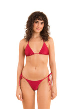 Laad de afbeelding in de Gallery-viewer, Model Front: Rio De Sol Bottom Bottom Shimmer-Divino Cheeky-Tie
