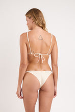 Laad de afbeelding in de Gallery-viewer, Model Back: Rio De Sol Bottom Bottom Touch-Natural Selena
