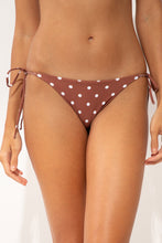 Laad de afbeelding in de Gallery-viewer, Gallery: Wednesday In Hawaii By Rio De Sol Bottom Bottom Kiko-Coco Kaleia
