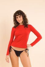 Laad de afbeelding in de Gallery-viewer, Image 08: Rio De Sol Top Rouge Rash-Guard
