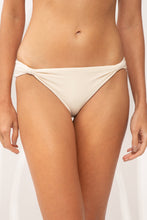 Laad de afbeelding in de Gallery-viewer, Gallery: Rio De Sol Bottom Bottom Malibu-Natural Mel
