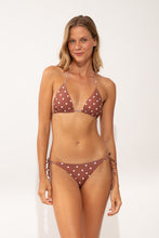 Laad de afbeelding in de Gallery-viewer, Model Front: Wednesday In Hawaii By Rio De Sol Bottom Bottom Kiko-Coco Kaleia-Comfy
