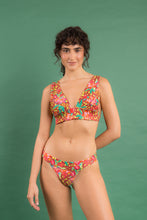 Laad de afbeelding in de Gallery-viewer, Image 09: Rio De Sol Top Top Tropics Halter-Marina

