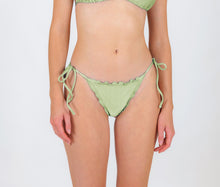 Laad de afbeelding in de Gallery-viewer, Gallery: Rio De Sol Bottom Bottom Oliva Frufru
