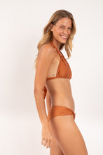 Laad de afbeelding in de Gallery-viewer, Image 03: Rio De Sol Set Set Shimmer-Nocciola Mel
