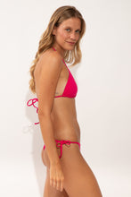 Laad de afbeelding in de Gallery-viewer, Image 04: Wednesday In Hawaii By Rio De Sol Top Top Guava Kauai
