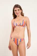 Laad de afbeelding in de Gallery-viewer, Model Front: Rio De Sol Top Top Stripes Tri-Fixo

