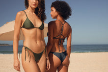 Laad de afbeelding in de Gallery-viewer, Image 14: Rio De Sol Top Top Shimmer-Shark Tri-Fixo-Noa
