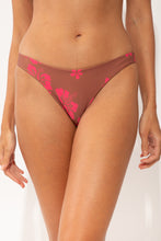 Laad de afbeelding in de Gallery-viewer, Gallery: Wednesday In Hawaii By Rio De Sol Bottom Bottom Pua-Coco-Guava Sunset

