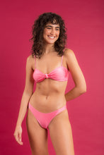 Laad de afbeelding in de Gallery-viewer, Image 10: Rio De Sol Set Set Shimmer-Confetti Bandeau-Joy Essential
