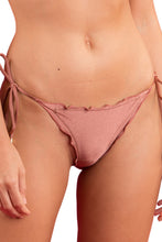 Laad de afbeelding in de Gallery-viewer, Gallery: Rio De Sol Bottom Bottom Shimmer-Copper Frufru
