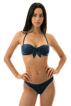 Laad de afbeelding in de Gallery-viewer, Model Front: Rio De Sol Bottom Bottom Shark Bandeau
