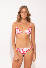 Laad de afbeelding in de Gallery-viewer, Model Front: Wednesday In Hawaii By Rio De Sol Bottom Bottom Pua-Hibiscus Leblon
