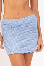 Laad de afbeelding in de Gallery-viewer, Gallery: Rio De Sol Beach Skirt Drift-Cianita Lila Skirt
