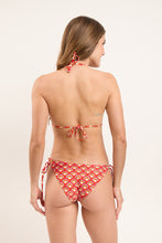 Laad de afbeelding in de Gallery-viewer, Model Back: Rio De Sol Bottom Bottom Floral-Scales Ibiza-Comfy
