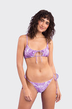 Laad de afbeelding in de Gallery-viewer, Model Front: Rio De Sol Set Set Trail-Purple Tank-Tie Ibiza-Comfy
