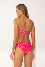Laad de afbeelding in de Gallery-viewer, Model Back: Wednesday In Hawaii By Rio De Sol Bottom Bottom Kiko-Guava Waikiki
