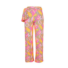 Laad de afbeelding in de Gallery-viewer, Product Front: Rio De Sol Beach Trousers Lyla Pants Knot
