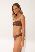 Laad de afbeelding in de Gallery-viewer, Image 03: Wednesday In Hawaii By Rio De Sol Set Set Coco Lani Waikiki
